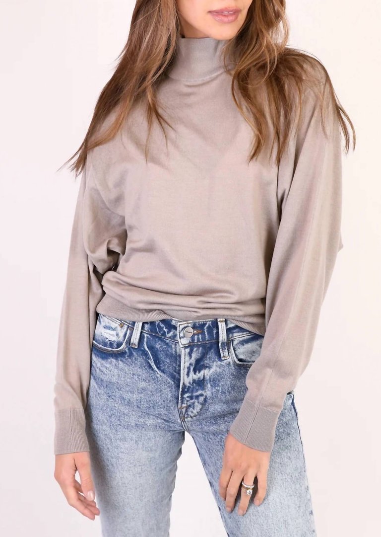 Romea Sweater In Beige - Beige