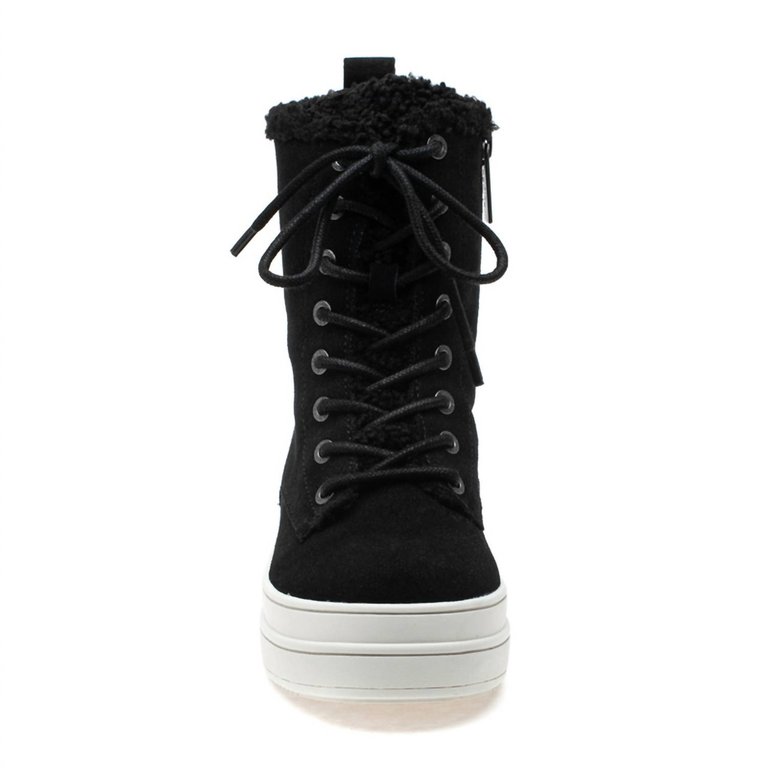 Women's Torrie Waterproof Lace Up Boot In Black