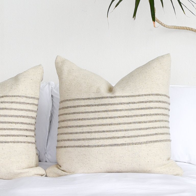 Sencilla Throw Pillow - Cream