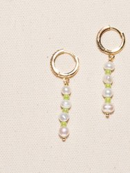 Green Bean Earrings - Gold / Pearl