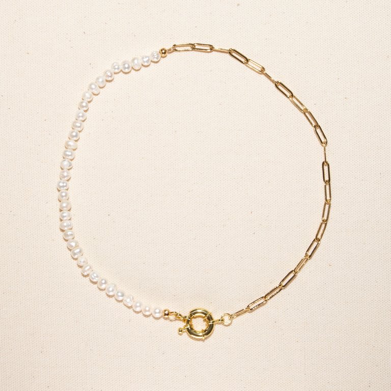 Lily Necklace - 18K Gold Plated/Freshwater Pearls