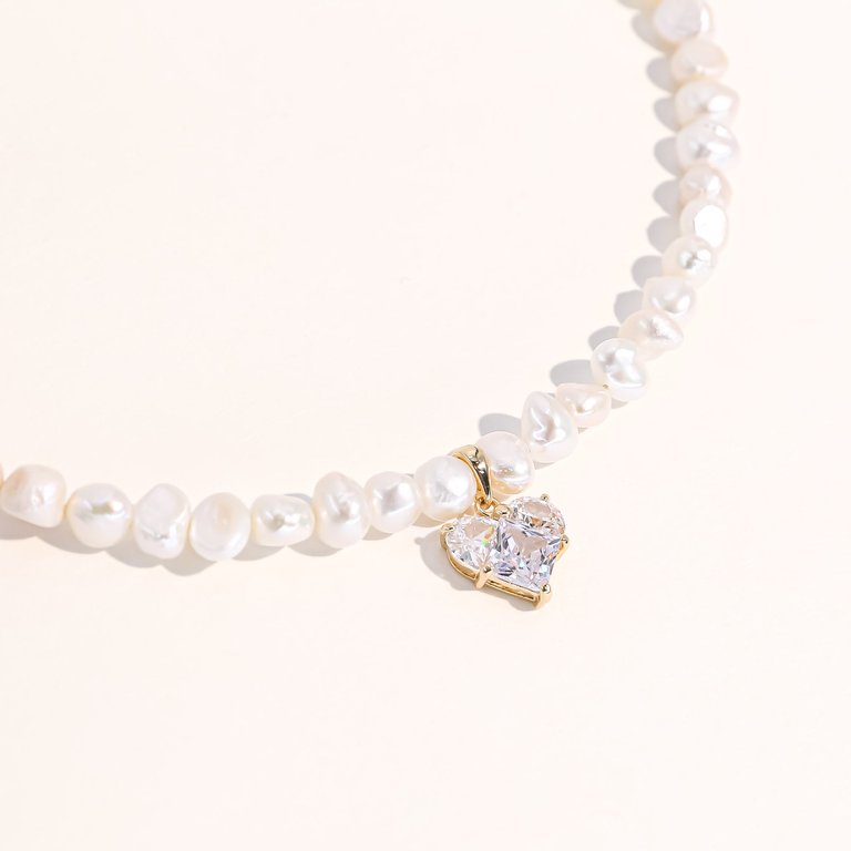 Lola Necklace - 18K Gold Plated/ Freshwater Pearls