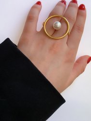 Double Finger Hoop Ring w/ Pearl Center