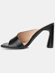 Journee Collection Women's Dola Pump