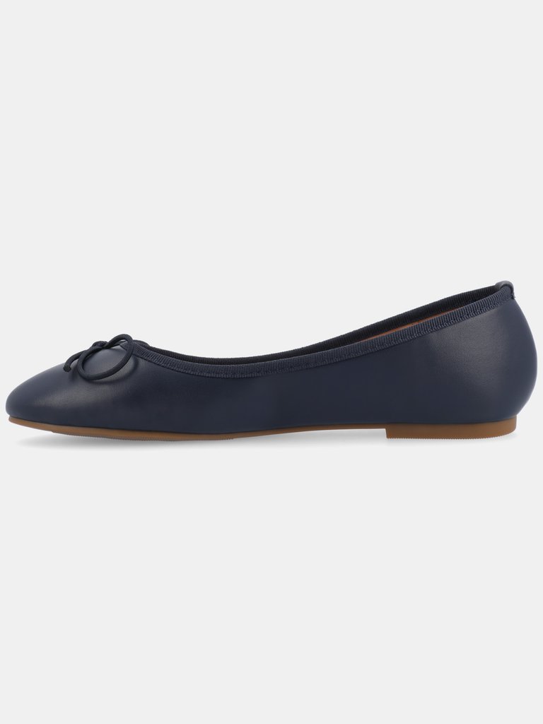 Journee Collection Women's Vika Flat