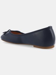 Journee Collection Women's Vika Flat