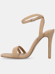 Women's Yevva Pumps