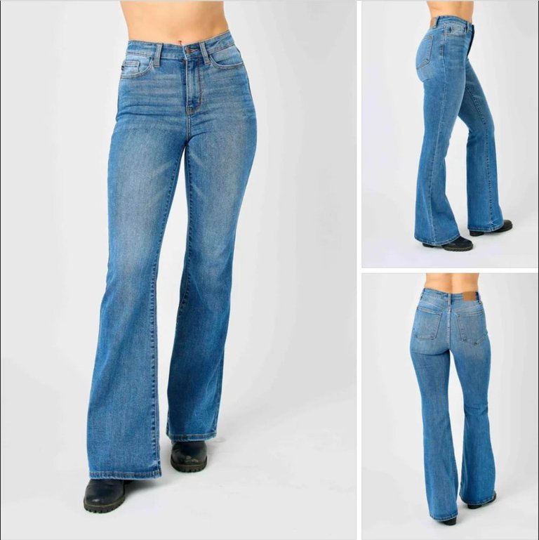 Flare Jeans In Blue - Blue