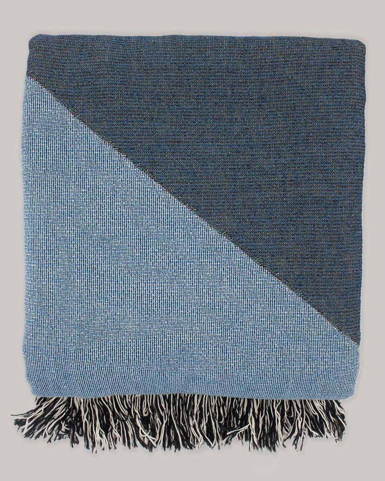 Zeze Throw Blanket - Cloudy Blue Multi