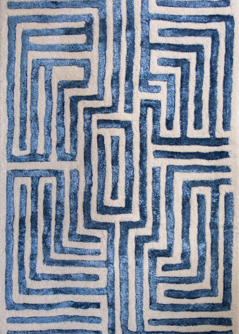 Knossos Hand-Tufted Maze Rug - Blueberry Blue