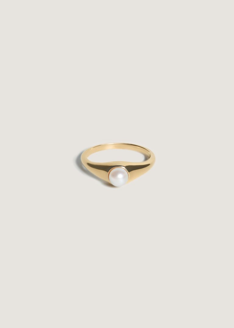 Pearl Signet Ring - Gold