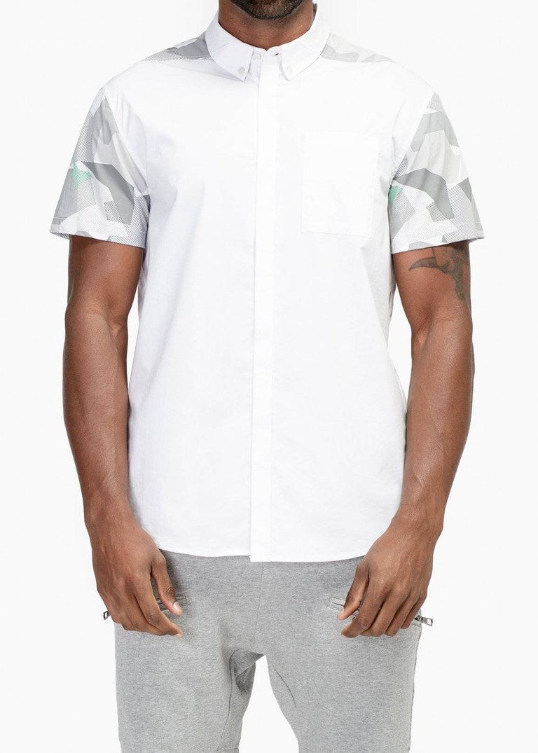 Men's Short Sleeve Button Down Shirt In White - White