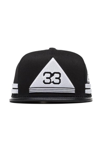 Konus Snapback With 33 Embroidery In Black product