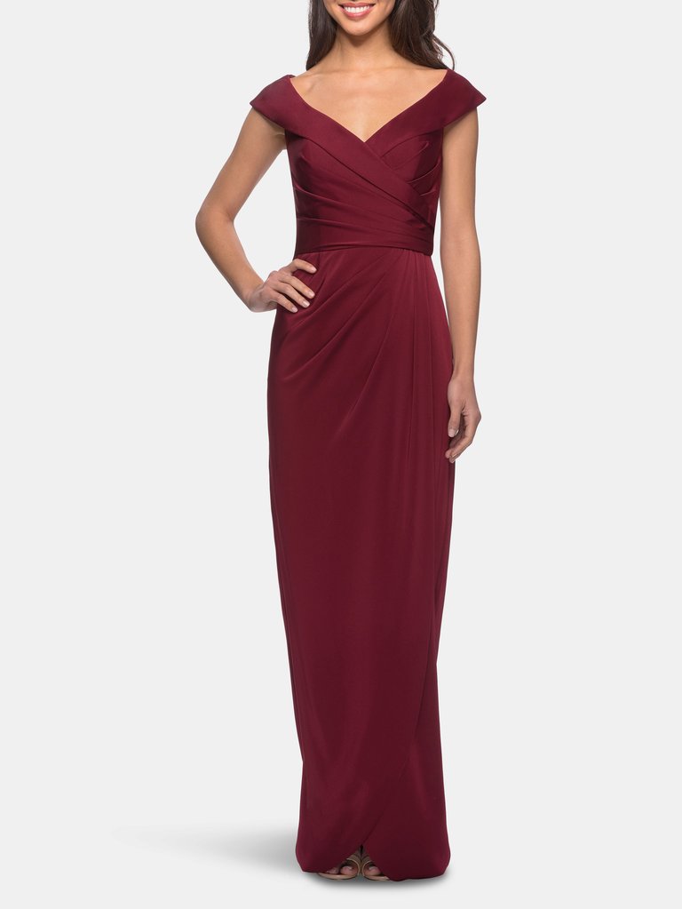 Long Jersey Dress with Ruching and Cap Sleeves - Burgundy