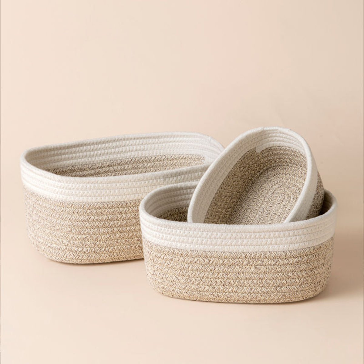 https://images.verishop.com/la-jolie-muse-montresor-white-desert-cotton-rope-storage-baskets/M00196704113594-1800871443?auto=format&cs=strip&fit=max&w=1200