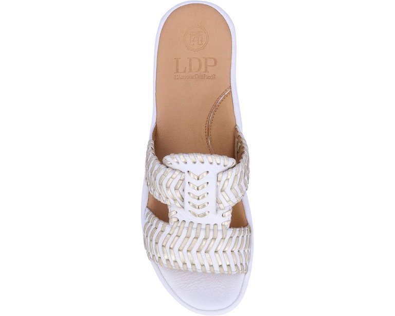 Chorra Sandal In White Lamba/gold