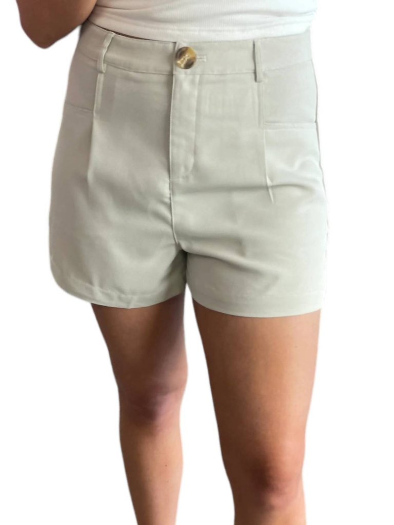 Front Pleated Shorts In Natural - Natural