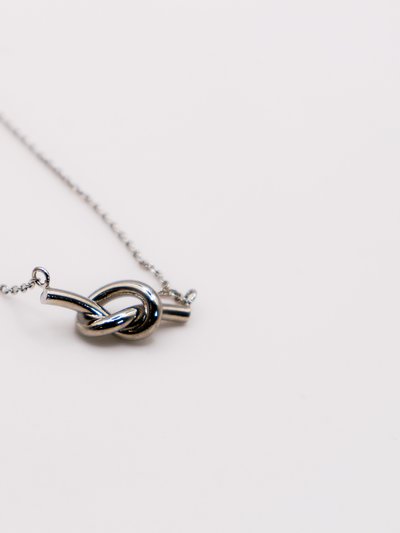 Le Réussi Eternal Knot Silver Necklace product
