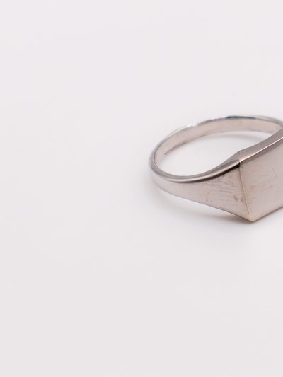 Le Réussi Italian Silver Rectangular Face Ring product