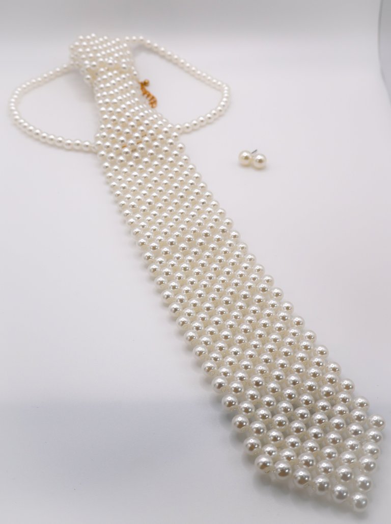 Pearly Chic Tie And Earrings Set - White