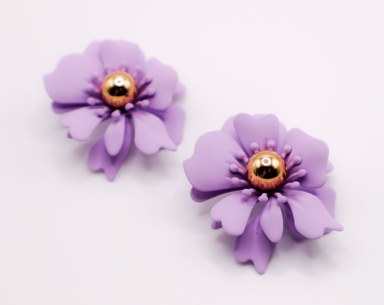 Purple Petal Glisten Earrings - Purple