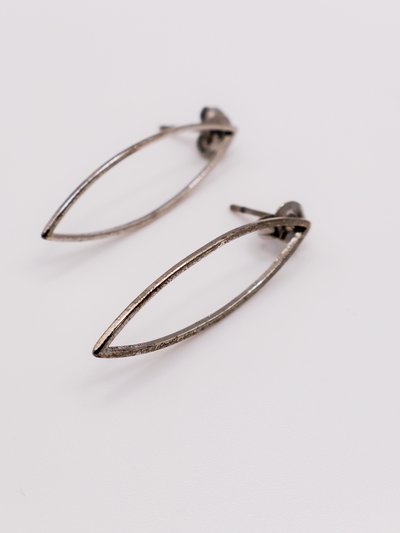 Le Réussi Silver Eye Shaped Earrings product