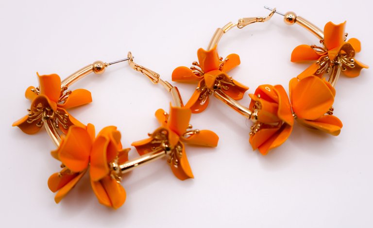 Sunny Blossom Hoop Earrings