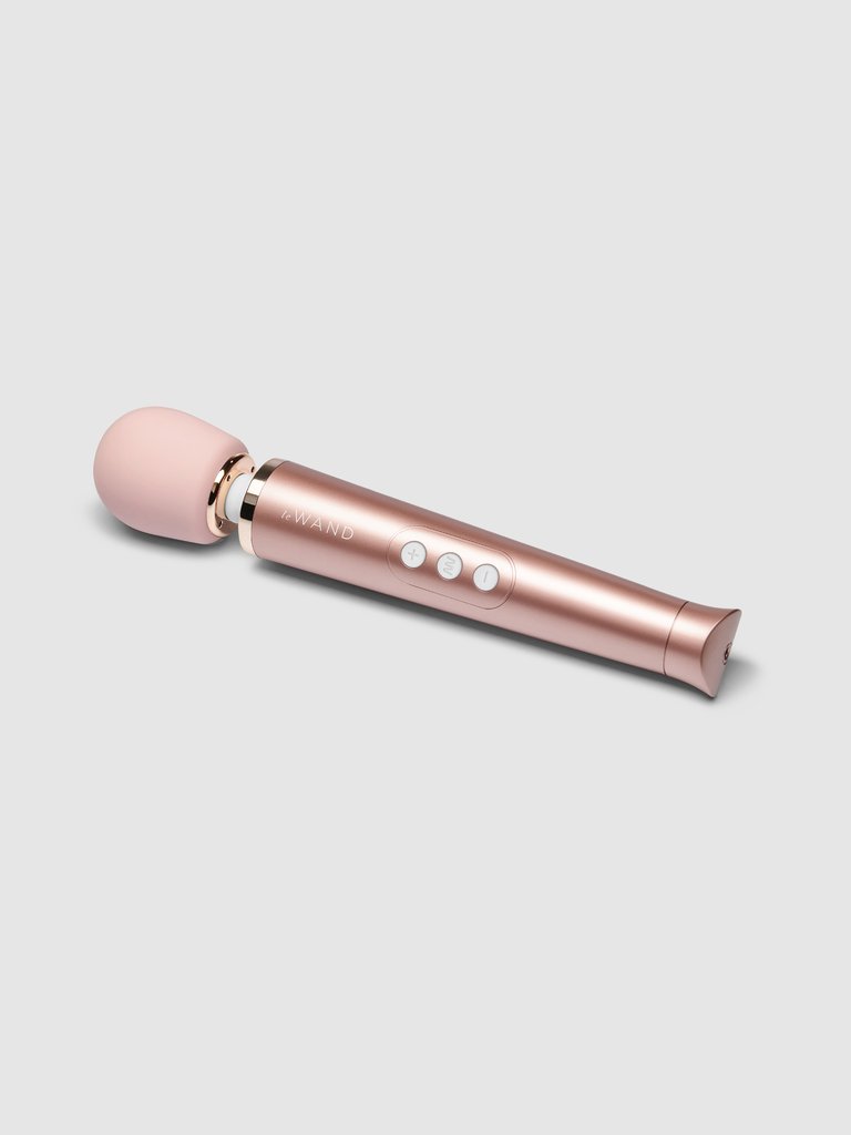 Le Wand Petite Rose Gold Rechargeable Massager 