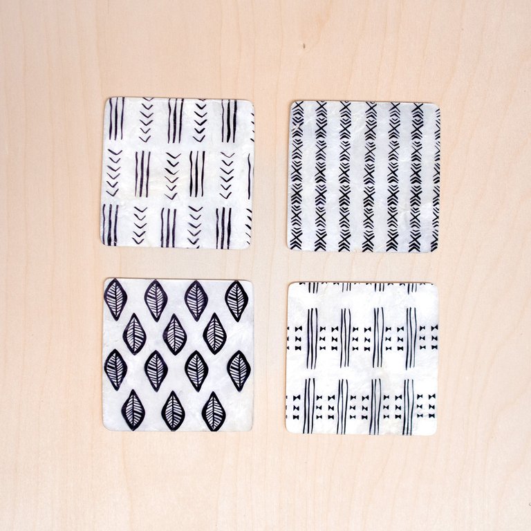 Capiz Coaster African Pattern Set Of 4 - Shell Coasters - Black/White