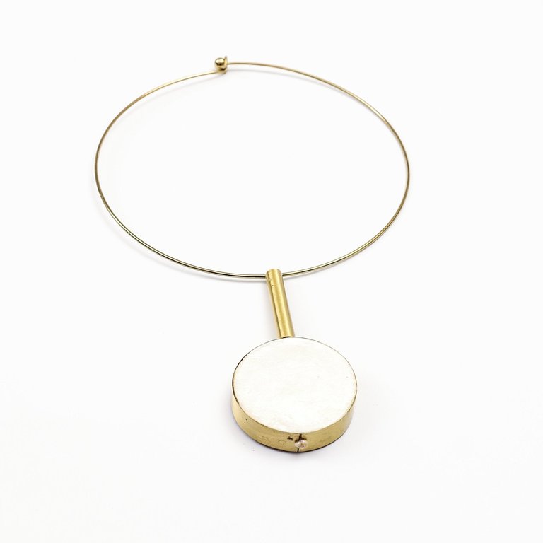 White Statement Necklace - Handmade Choker Pendula - Gold