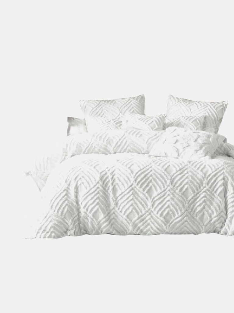 Linen House Manisha Housewife Pillowcase (Pack of 2) (White) (50cm x 75cm) - White