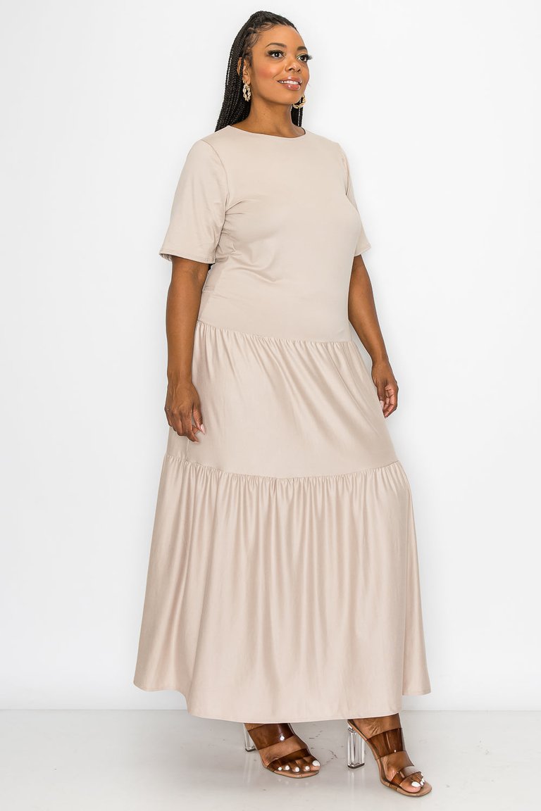 Jourdan Tiered Maxi Dress