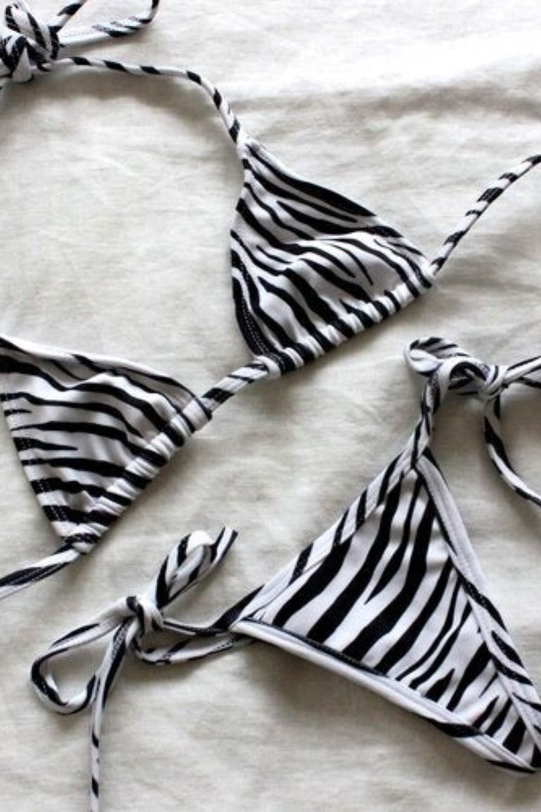 The Barely There Top - Zebra