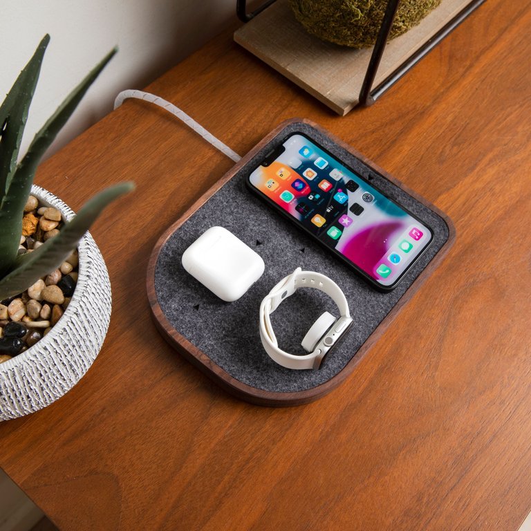 3-in-1 Charging Dock