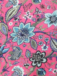 Maze Floral Canvas V-Neck Tee - Pink