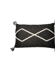 Oasis Knitted Cushion, Black - OS - Black, Natural