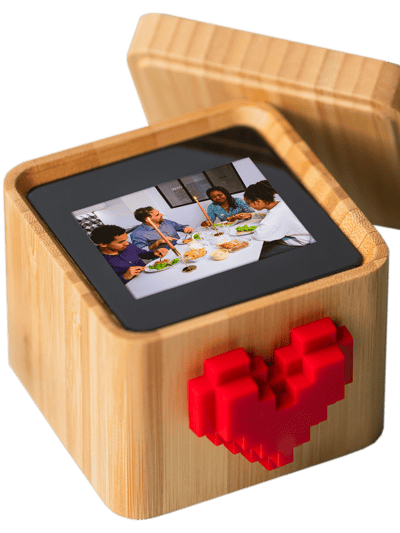 Lovebox Lovebox Color & Photo - Spinning Heart Messenger product