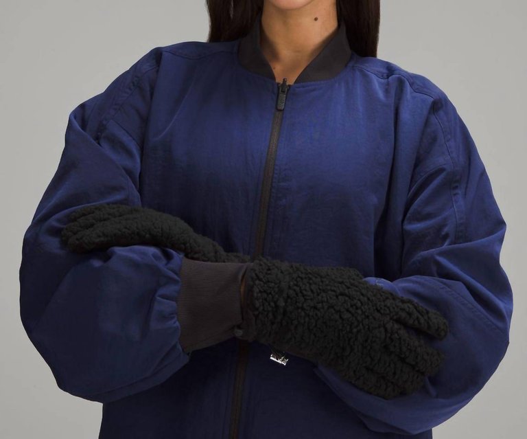 Women's Textured Fleece Gloves In Black