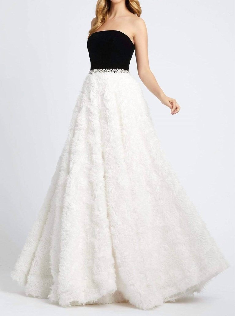 Strapless Ball Gown In Black - Black