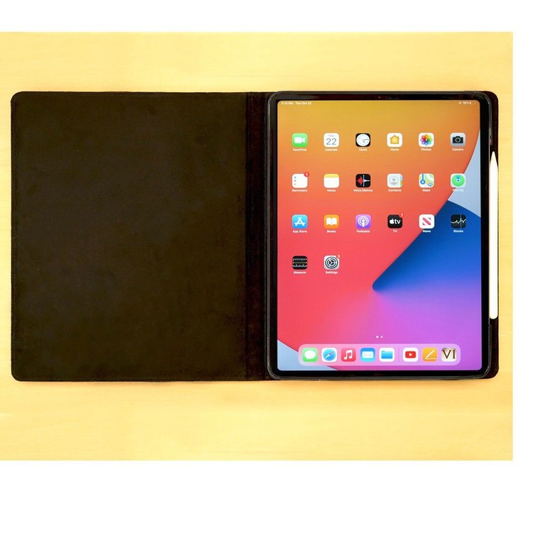 MacCase Premium Leather iPad Air 10.9 4th Gen Folio Case
