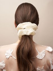 Ever After Scrunchie - Off White