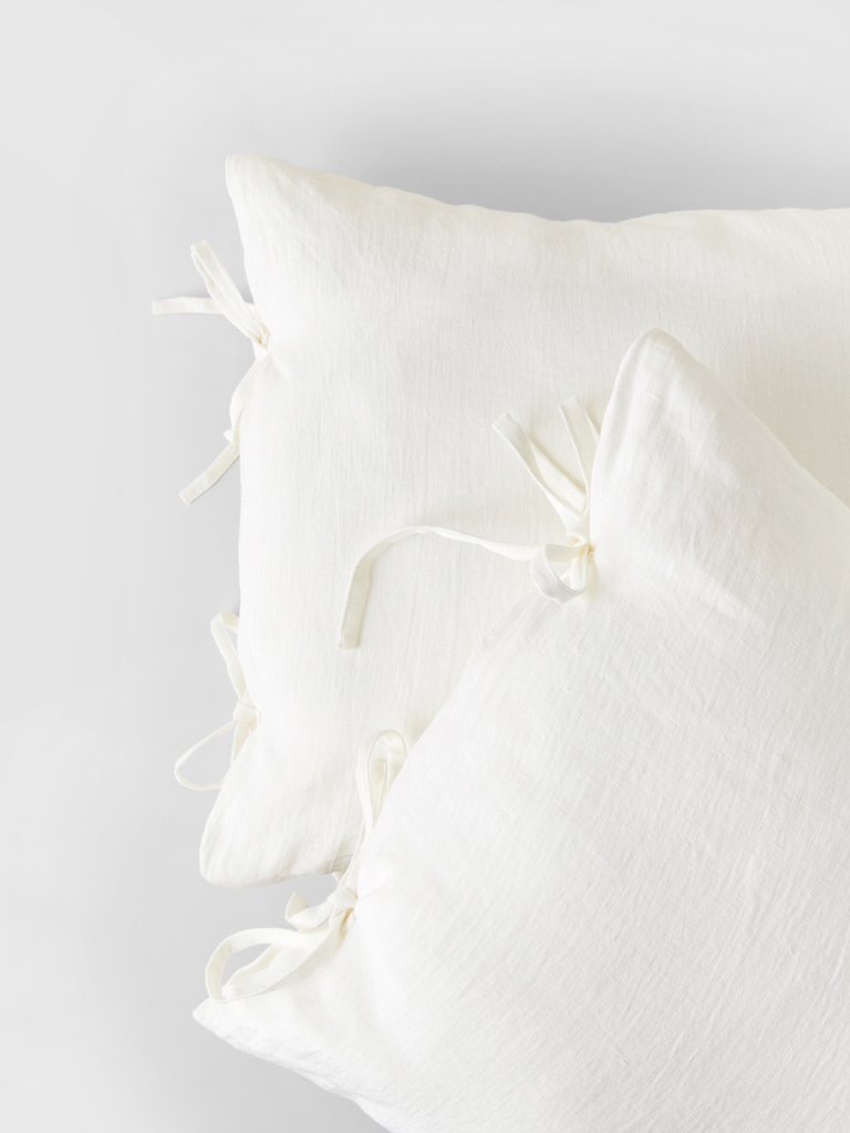 Linen Pillowcase Set with Ties