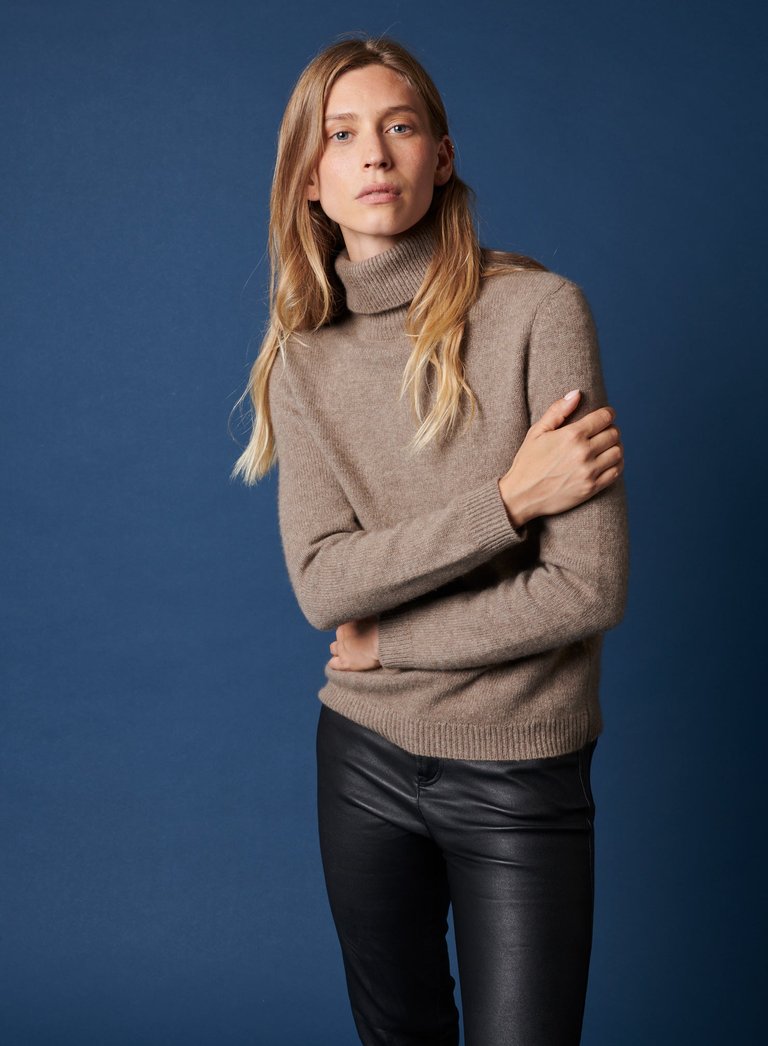 Cashmere Long Sleeve Turtleneck Sweater