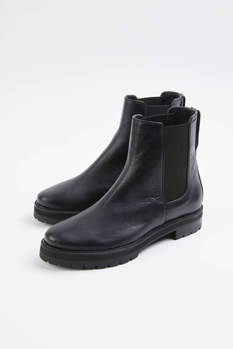 Lea Boot In Black - Black