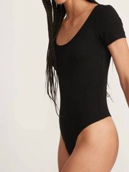 Lexi Rib Short Sleeve Bodysuit In Black