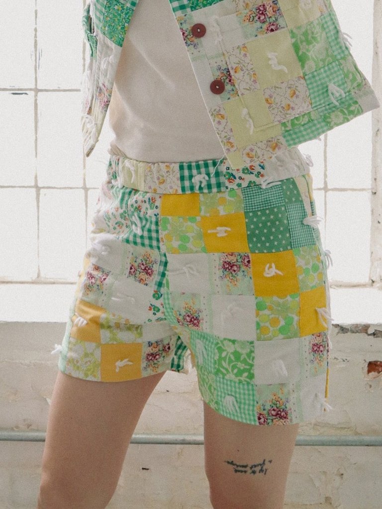 Garden Checker Quilted Shorts - Green & Yellow Floral