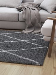 Shag Style Diamond Trellis Area Rug - 5' x 7' - Charcoal/Ivory Polyester (PET)