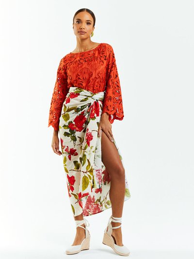 Mestiza Isla Sarong - Red Rose Garden product