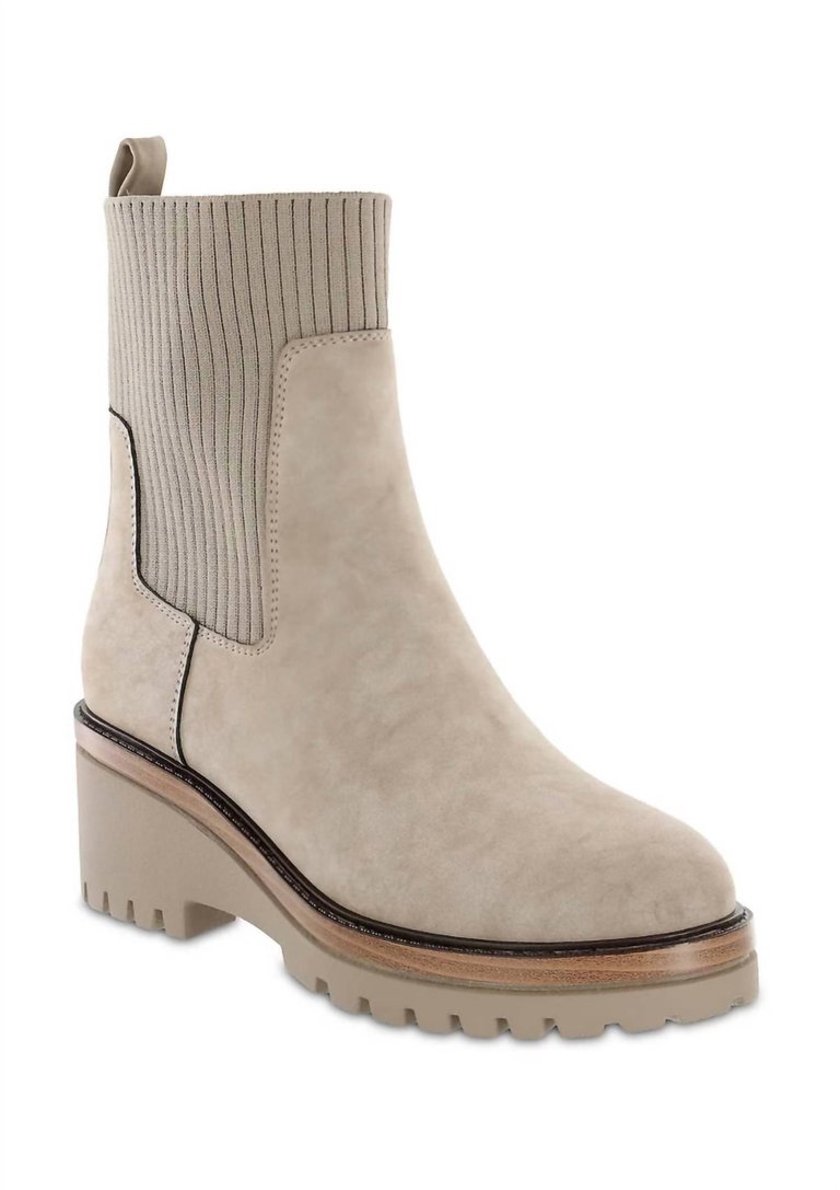 Soraya Boot In Taupe - Taupe