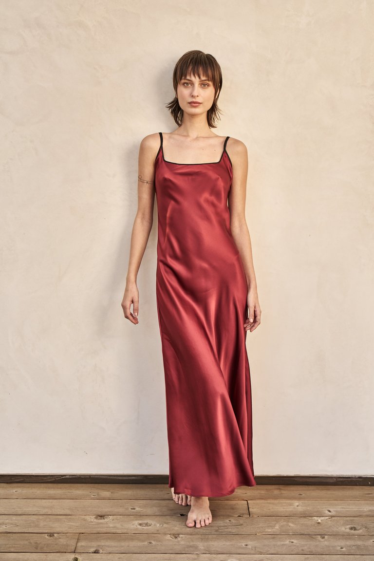 The Joni Silk Dress in Meridian Red - Meridian Red